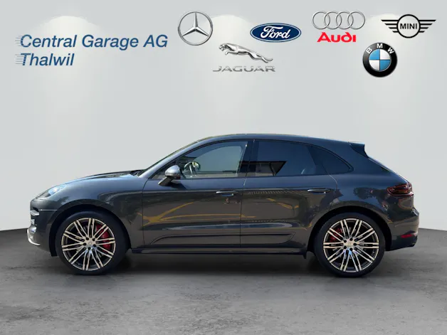 Porsche Macan Turbo Performance PDK