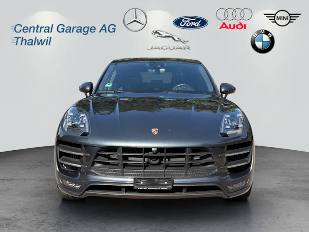 Porsche Macan Turbo Performance PDK