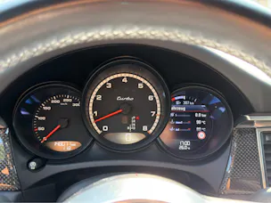 Porsche Macan Turbo Performance PDK