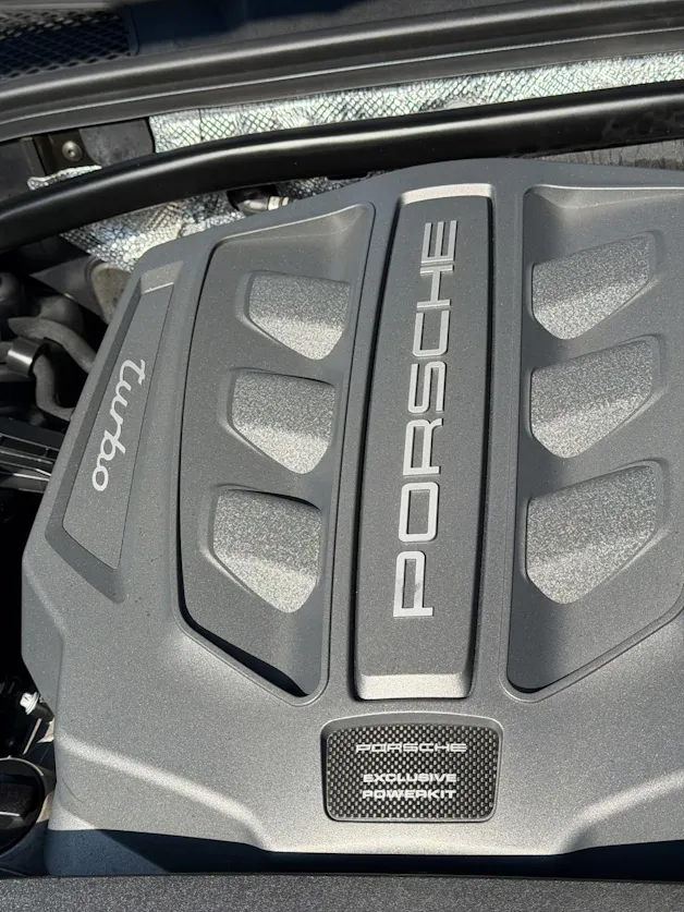Porsche Macan Turbo Performance PDK