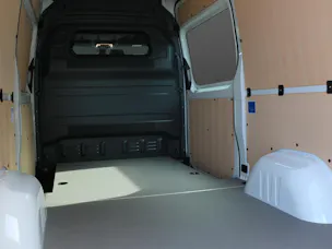MERCEDES-BENZ Sprinter 319 CDI PRO KA 3665mm S
