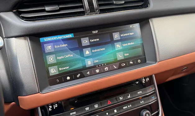Jaguar XF Sportbrake 30t Portfolio AWD