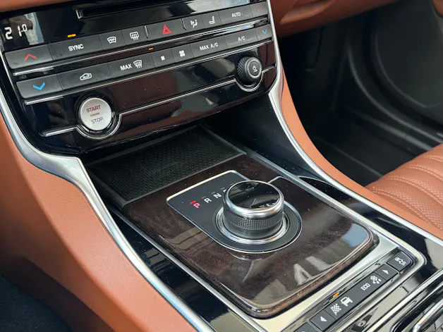 Jaguar XF Sportbrake 30t Portfolio AWD