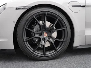Porsche Taycan 4S Black Edition
