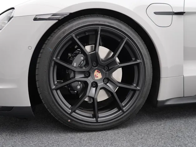 Porsche Taycan 4S Black Edition