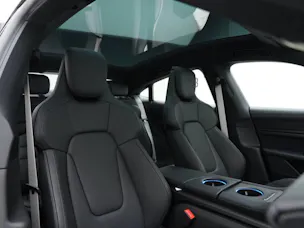 Porsche Taycan 4S Black Edition