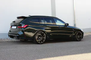 BMW M3 Touring xDrive Competition M CARBON EXTERIEURPAKET Individual *BREWSER GREEN*