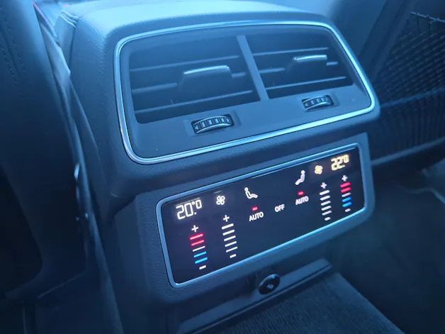 Audi S6 Avant 3.0 TDI quattro tiptronic