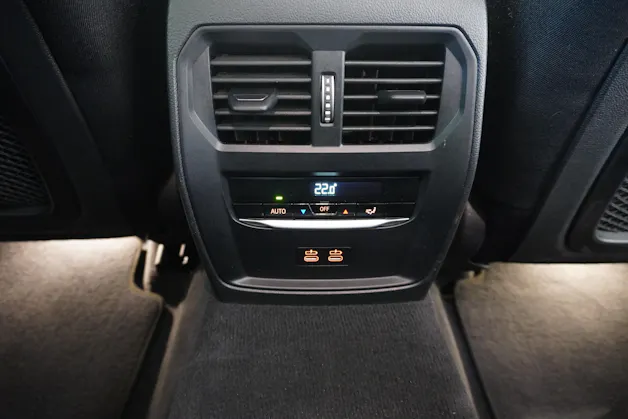 BMW 320d xDrive 48V Touring Steptronic