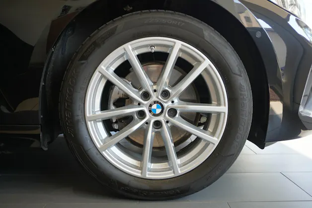 BMW 320d xDrive 48V Touring Steptronic