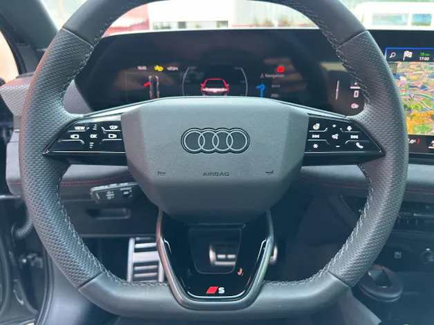 Audi S6 Avant e-tron quattro
