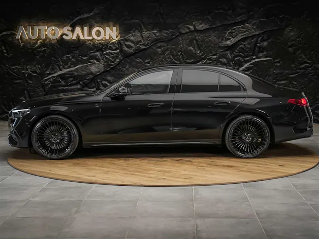 Mercedes-Benz E 220 d AMG Line 4Matic 9G-Tronic *Werksgarantie*21" Felgen*Abstandsregler*