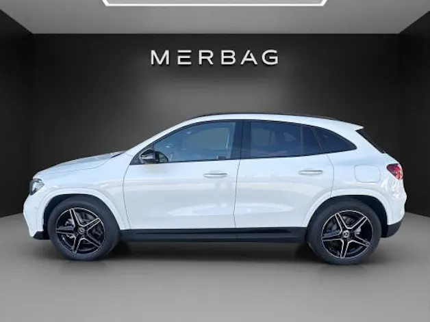 Mercedes-Benz GLA 250 4Matic Swiss Star