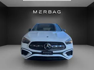 Mercedes-Benz GLA 250 4Matic Swiss Star