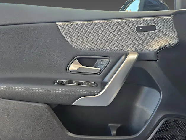 MERCEDES-BENZ A 250 4Matic