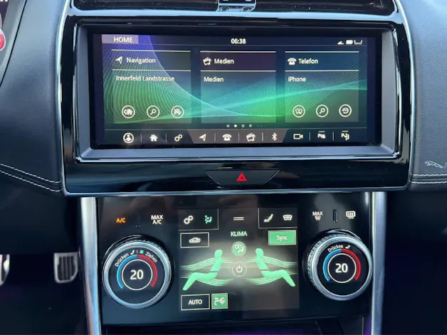 Jaguar XE 2.0 D 180 R-Dynamic S AWD