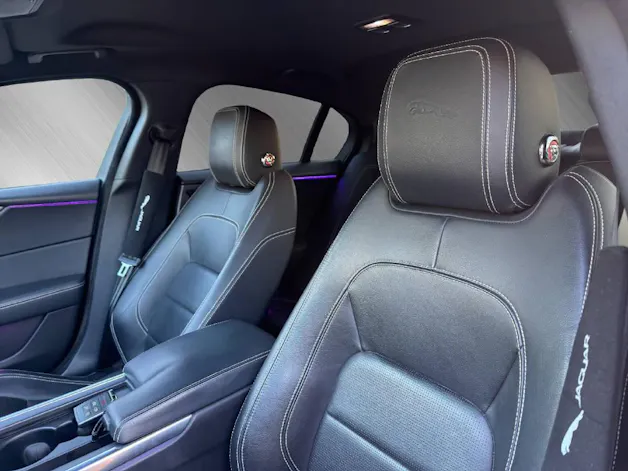 Jaguar XE 2.0 D 180 R-Dynamic S AWD