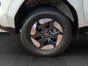 Toyota Hilux Double Cab.-Pick-up 59KWh Comfort