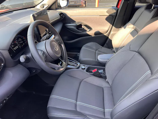 Toyota Yaris Cross 1.5 VVT-i HSD Premium AWD-i
