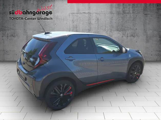 Toyota Aygo X 1.0 VVT-i Undercover