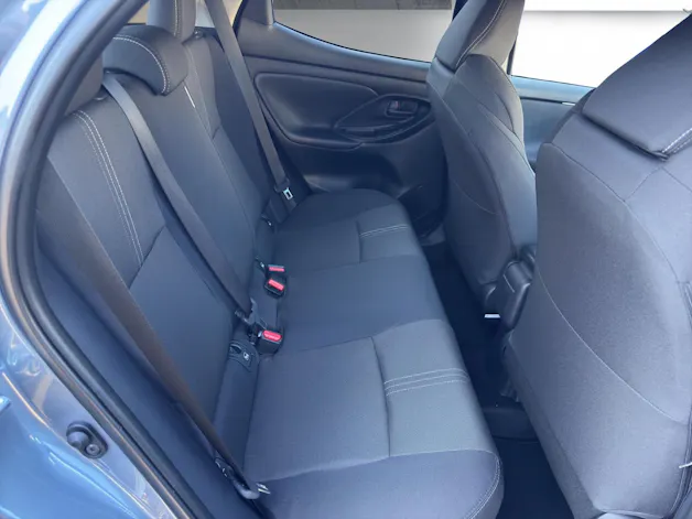 Toyota Yaris 1.5 VVT-i HSD Trend