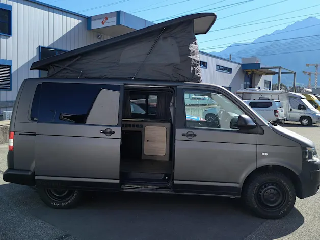 VW T5 Camper 3000 2.0 TDI 140 4m