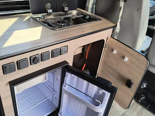 VW T5 Camper 3000 2.0 TDI 140 4m