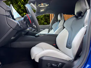 BMW M5 xDrive Touring (CH)⛽ + 🔌