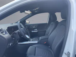 Mercedes-Benz GLA 250 Swiss Star Progressive 4matic
