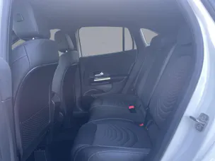 Mercedes-Benz GLA 250 Swiss Star Progressive 4matic