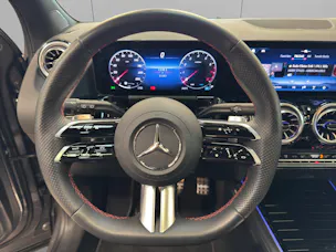 MERCEDES-BENZ GLA-Klasse H247 GLA 250 AMG Line 4matic