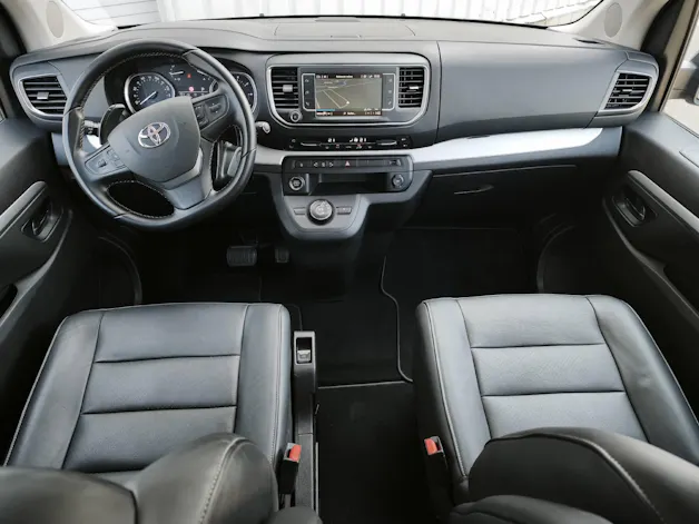Toyota PROACE Verso L1 2.0 D VIP