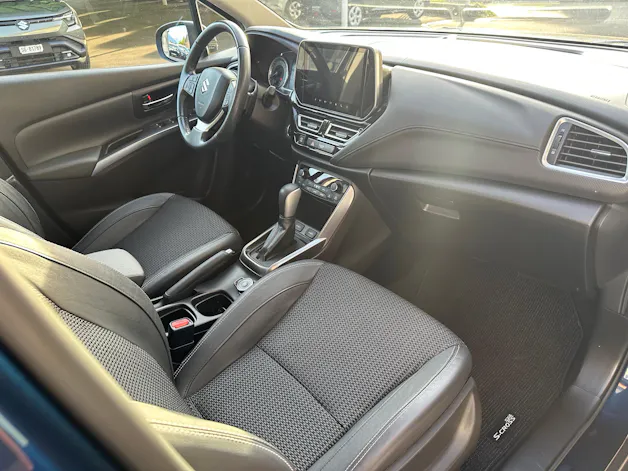 Suzuki S-Cross 1.4 T Compact Top Hybrid 4x4