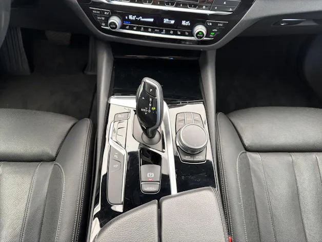 BMW 530i xDrive Steptronic Sport Line (CH)