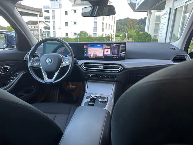 BMW 320d xDrive Touring