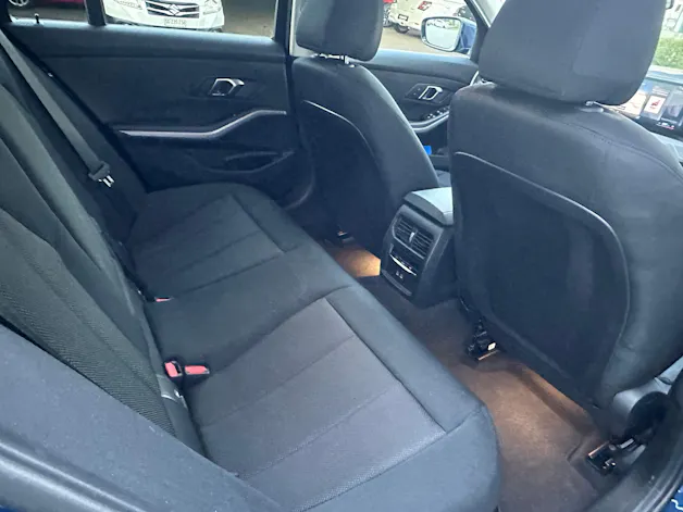 BMW 320d xDrive Touring