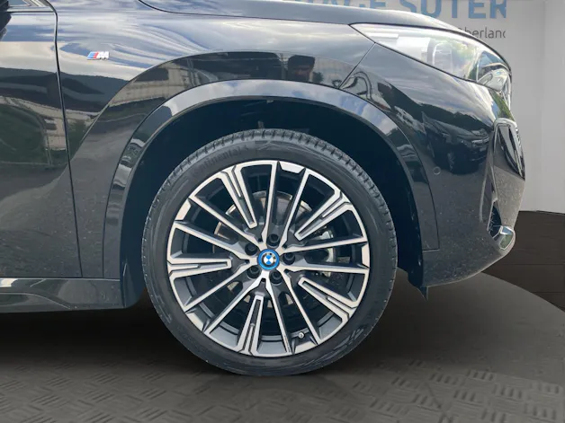 BMW iX1 30 xDrive