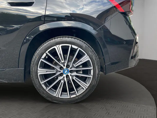 BMW iX1 30 xDrive