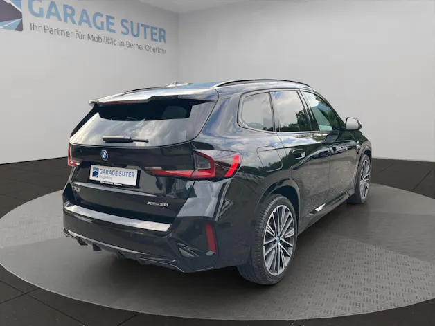 BMW iX1 30 xDrive