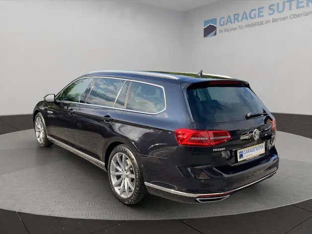 VW Passat Variant 2.0 TDI 240 SCR Highl. DSG 4m