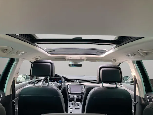 VW Passat Variant 2.0 TDI 240 SCR Highl. DSG 4m