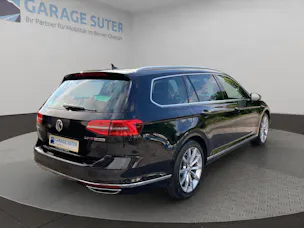 VW Passat Variant 2.0 TDI 240 SCR Highl. DSG 4m