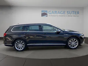 VW Passat Variant 2.0 TDI 240 SCR Highl. DSG 4m