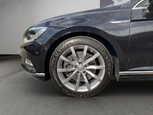 VW Passat Variant 2.0 TDI 240 SCR Highl. DSG 4m