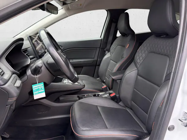 Renault Captur E-Tech Plug-in Hybrid Initiale Paris