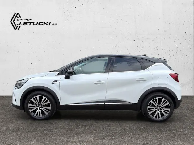Renault Captur E-Tech Plug-in Hybrid Initiale Paris
