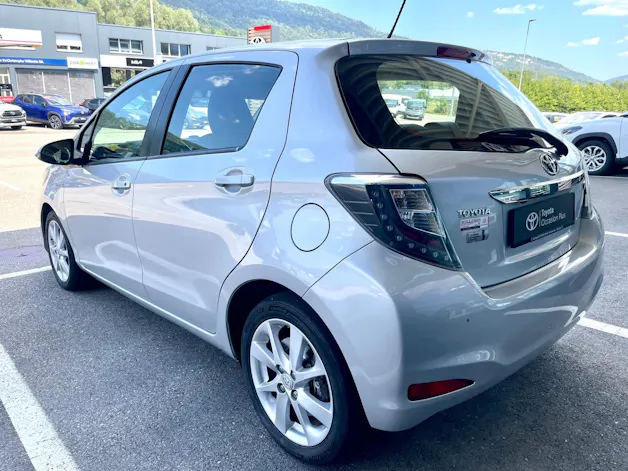 Toyota Yaris 1.5 VVT-i Hybrid Sol Premium CVT