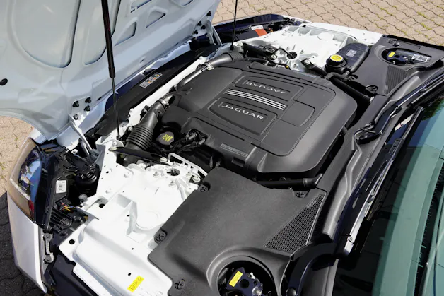 Jaguar F-Type Convertible S 5.0 V8 S/C
