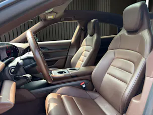 PORSCHE Taycan 4S