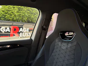 VW Tayron 2.0 TDI 193 PS 4Motion R-LINE *** BLACK STYLE PAKET & 360 GRAD KAMERA
